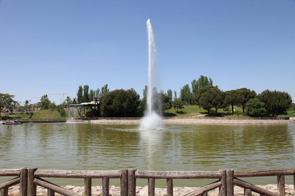 Comienzan las obras de renovación del lago y mejoras del parque de La Alhóndiga
