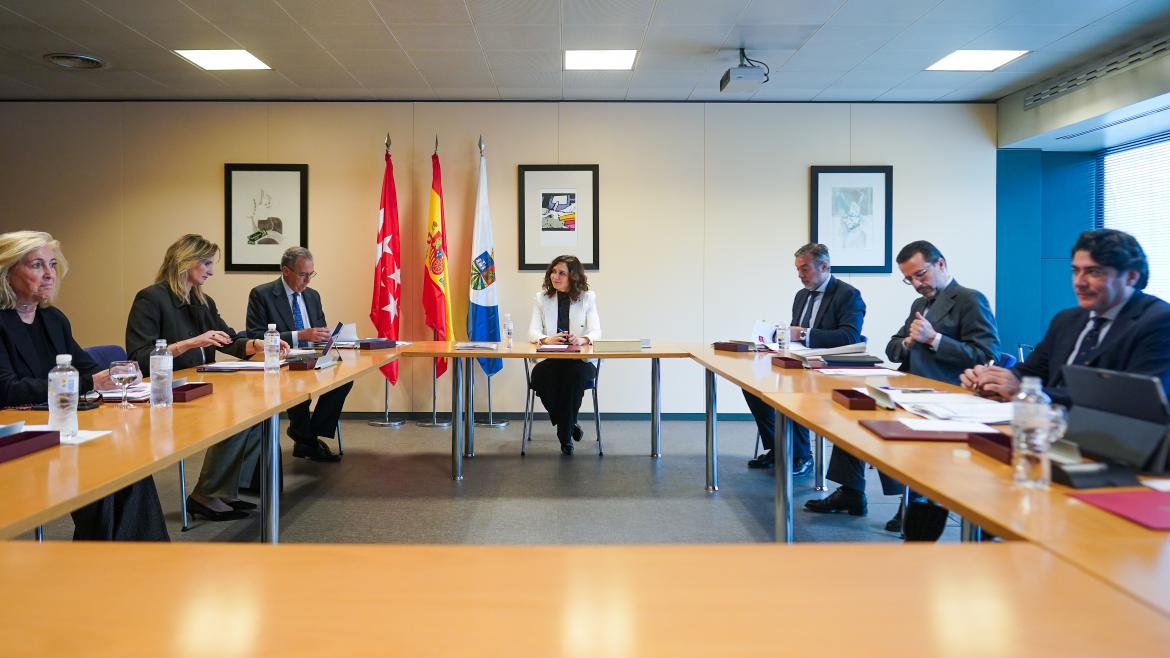 Díaz Ayuso anuncia que en 2023 las tarifas del agua en la Comunidad de Madrid seguirán congeladas por octavo año consecutivo