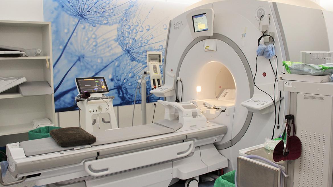 El Hospital Clínico San Carlos incorpora cinco equipos de alta tecnología para un mejor diagnóstico de enfermedades cardiacas y oncológicas