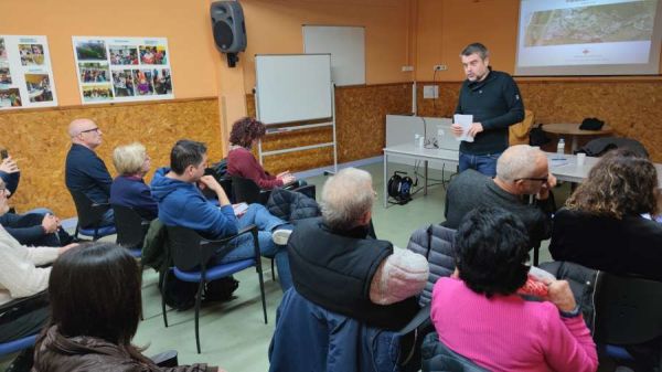L’Ajuntament i el veïnat de Vallençana baixa aproven les quotes d’urbanització del sector