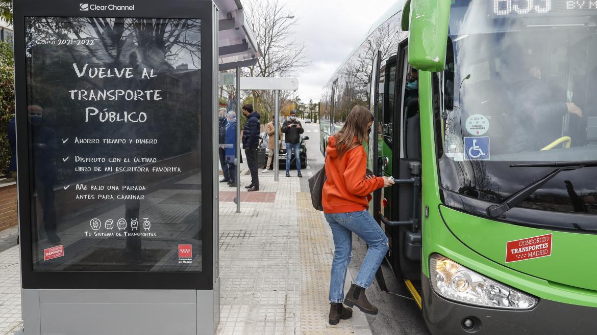 La Comunidad de Madrid ha aprobado más de 19.000 solicitudes de devolución de la mitad del coste del abono transporte anual