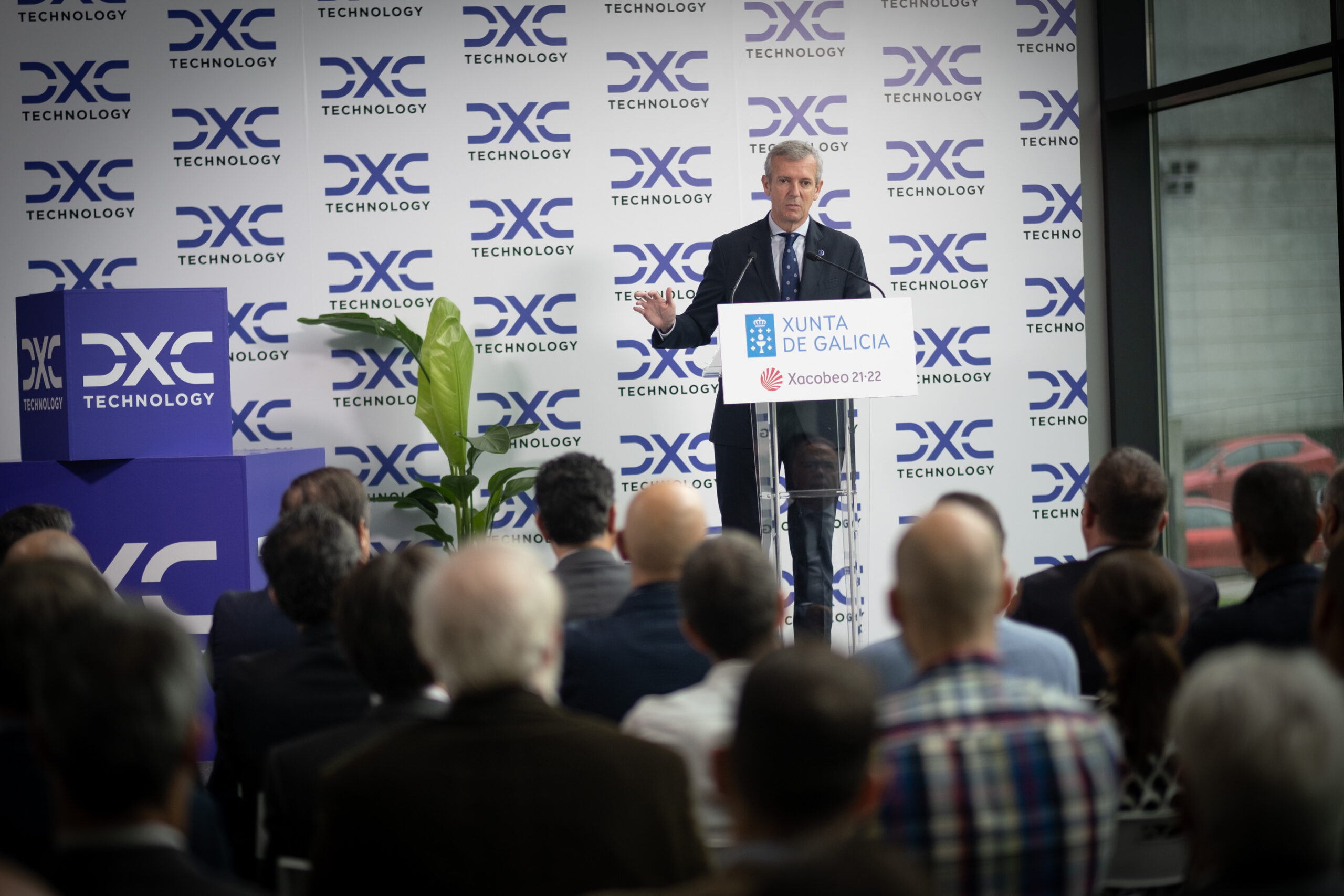 O presidente da Xunta destaca a mellora do CEIN de DXC Technology como proba da aposta de Galicia pola intelixencia artificial da man do talento e da iniciativa privada