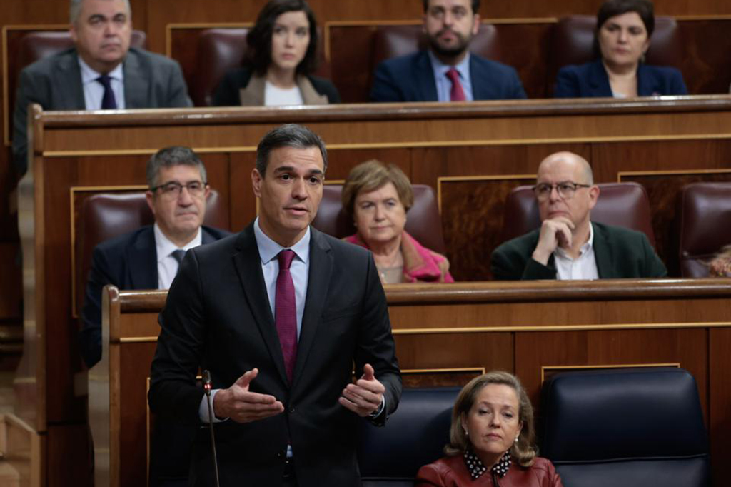 Pedro Sánchez señala que los Presupuestos para 2023 y la política fiscal benefician a la mayoría social del país