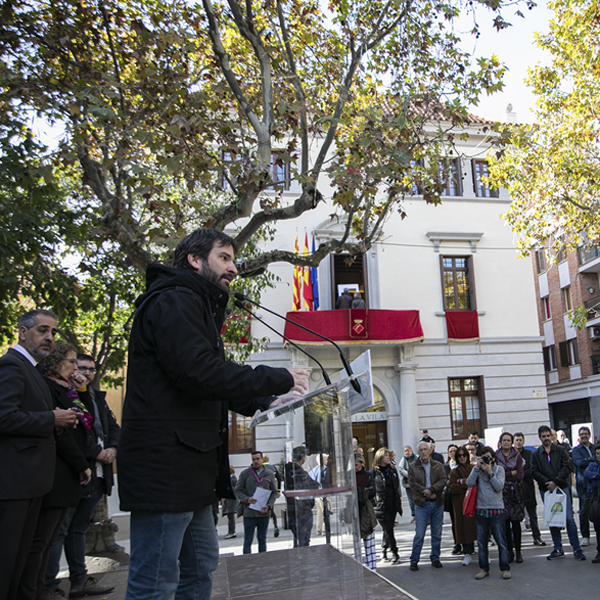 Prop de 1000 persones participen en la inauguració del nou edifici de l&#039;Ajuntament