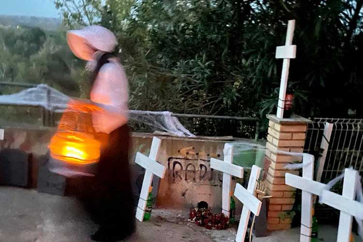 Sástago abre la celebración de Halloween con talleres en el cole y un recorrido de peñas terrorífico