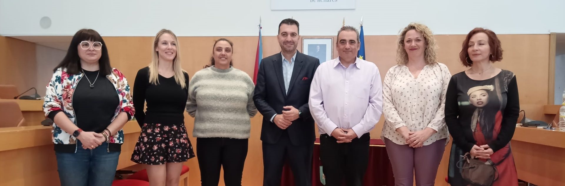 ‘Luz verde’ a una propuesta del equipo del equipo de Gobierno para desbloquear la situación de plaza de España