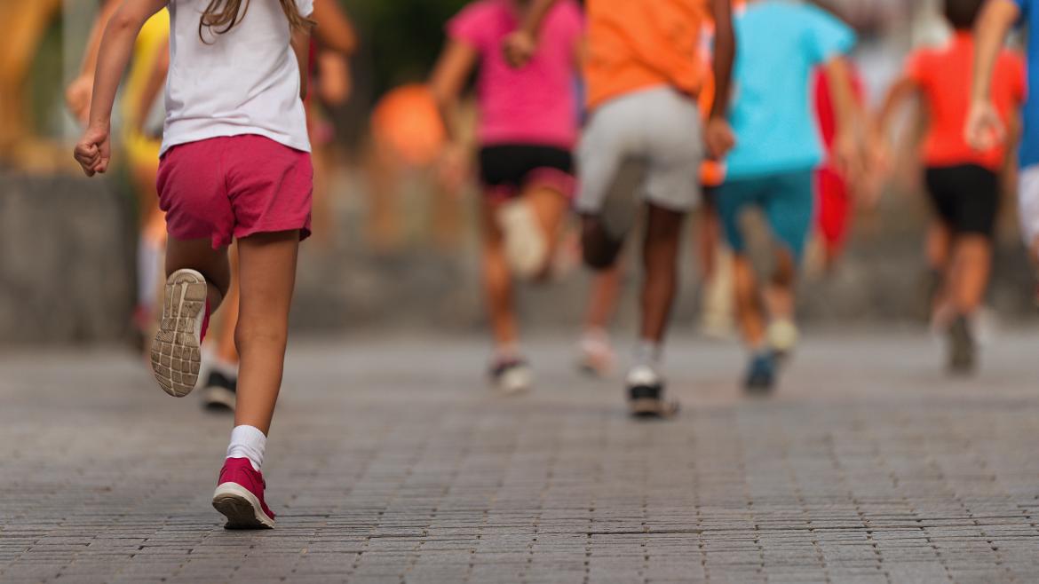 La Comunidad de Madrid estrena la segunda edición de los Centros Activos Saludables con una carrera San Silvestre en colegios e institutos