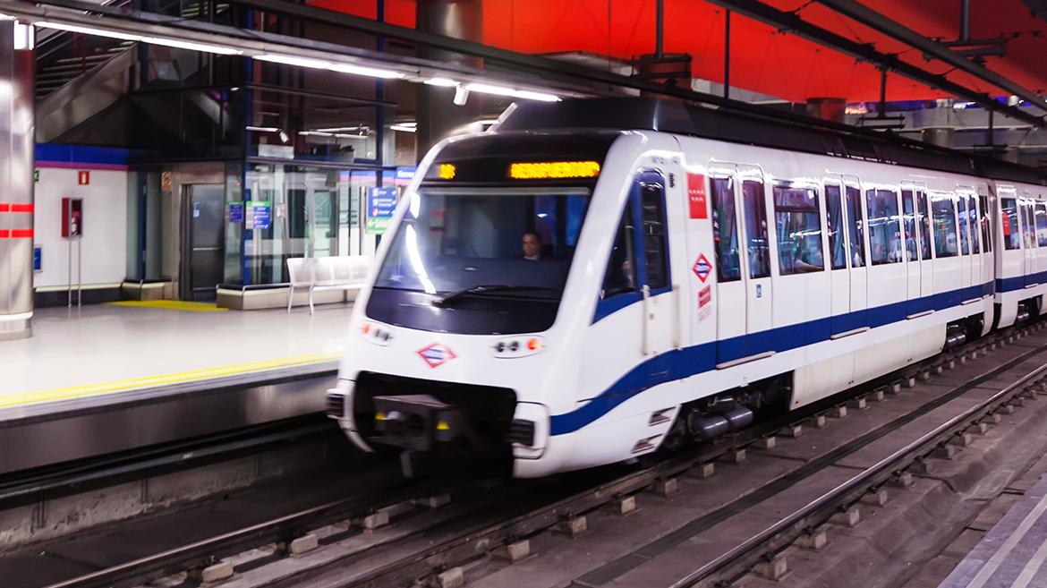 La Comunidad de Madrid refuerza el servicio de Metro para facilitar la asistencia a la Cabalgata de Reyes de la capital