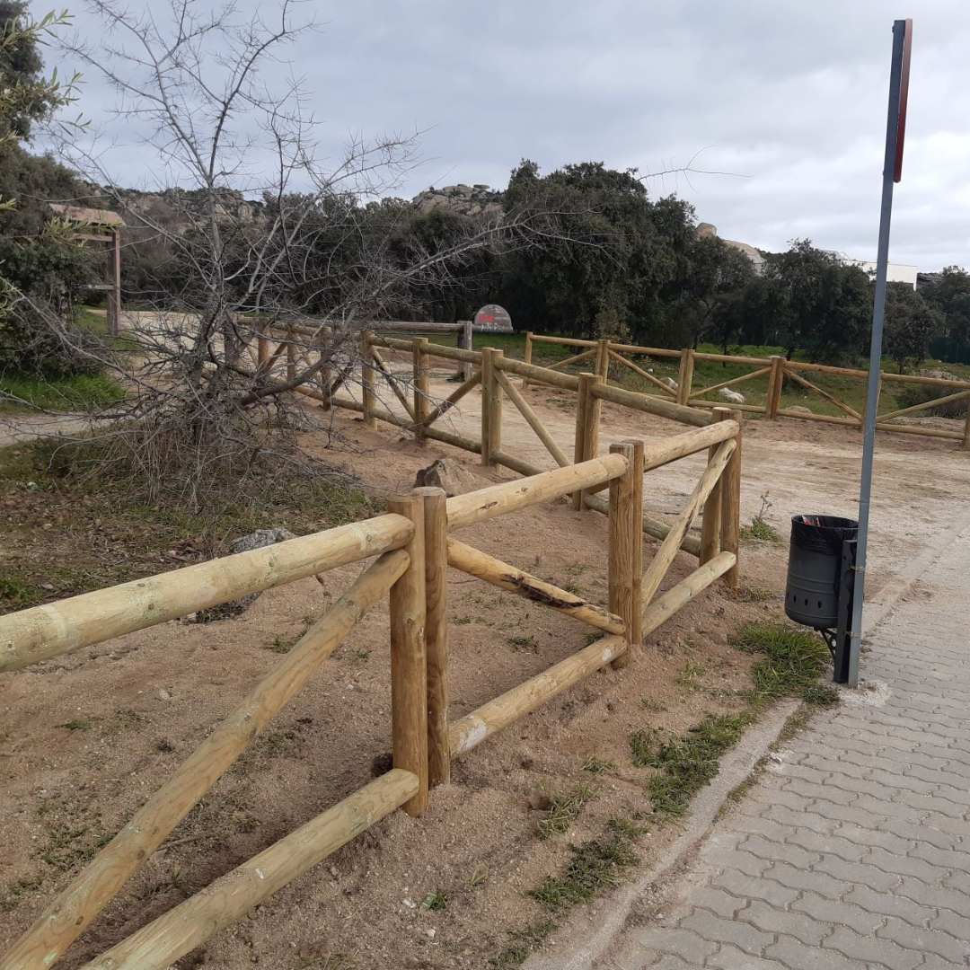 Nuevas talanqueras en la Avenida de la Dehesa