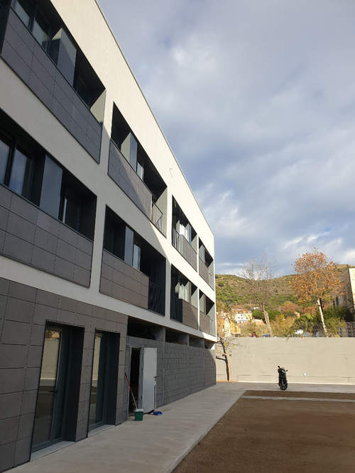 L’Ajuntament adequa l’espai per al centre de dia, Josefina Manresa, als baixos del Miguel Hernández