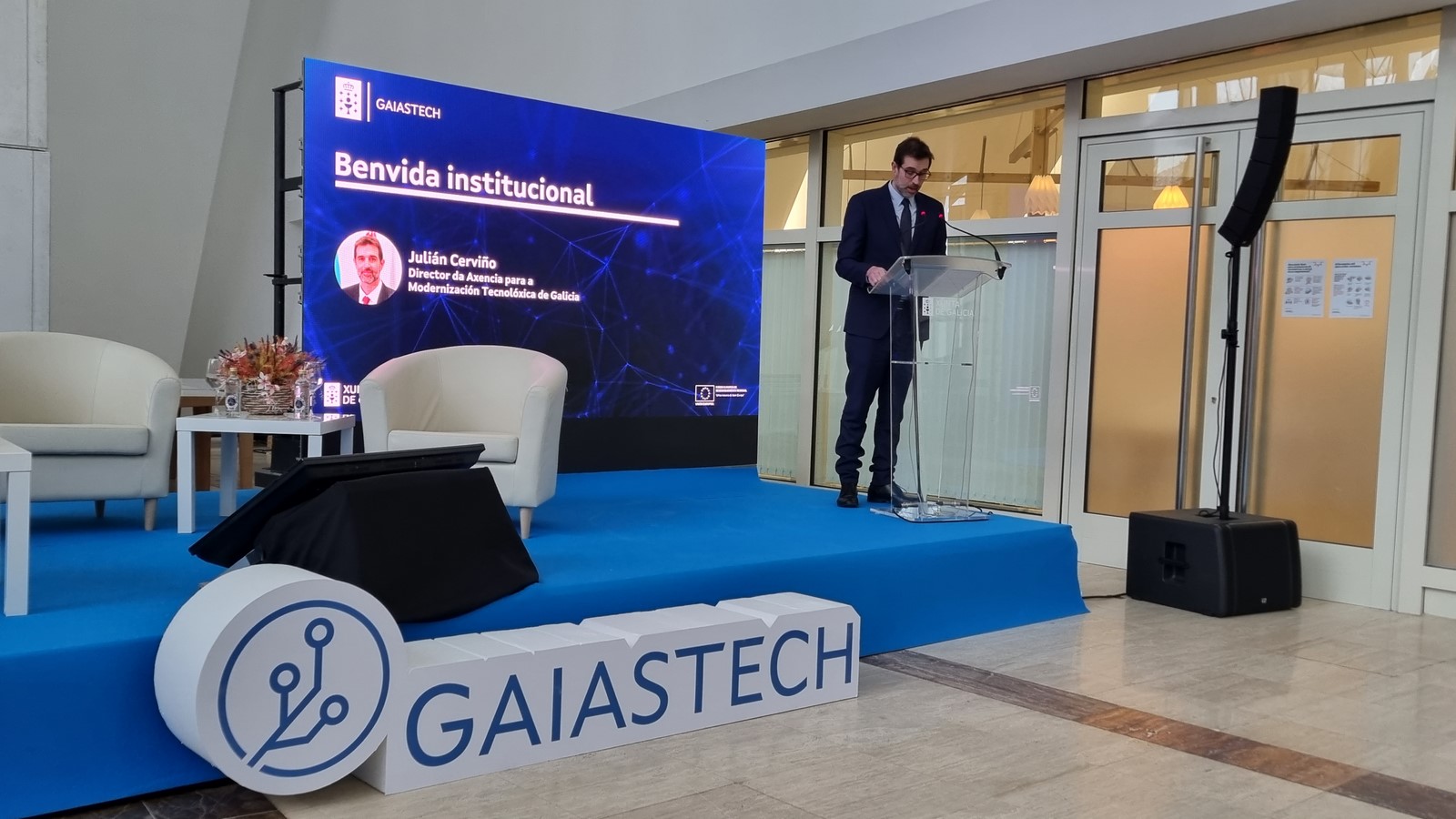 A Estratexia Galicia Dixital 2030 marca entre os seus obxectivos que no 2025 o 25 % das empresas e o 50 % das administracións empreguen solucións baseadas en tecnoloxías disruptivas