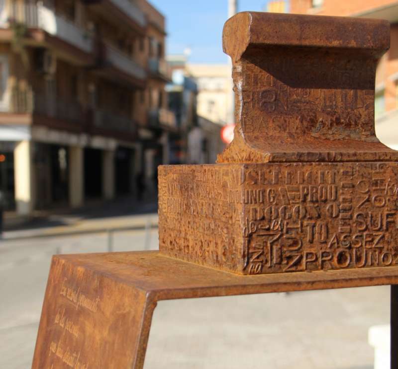 Arriben l’Homenatge a les víctimes i les Jornades pel soterrament abans de l’adjudicació de les obres
