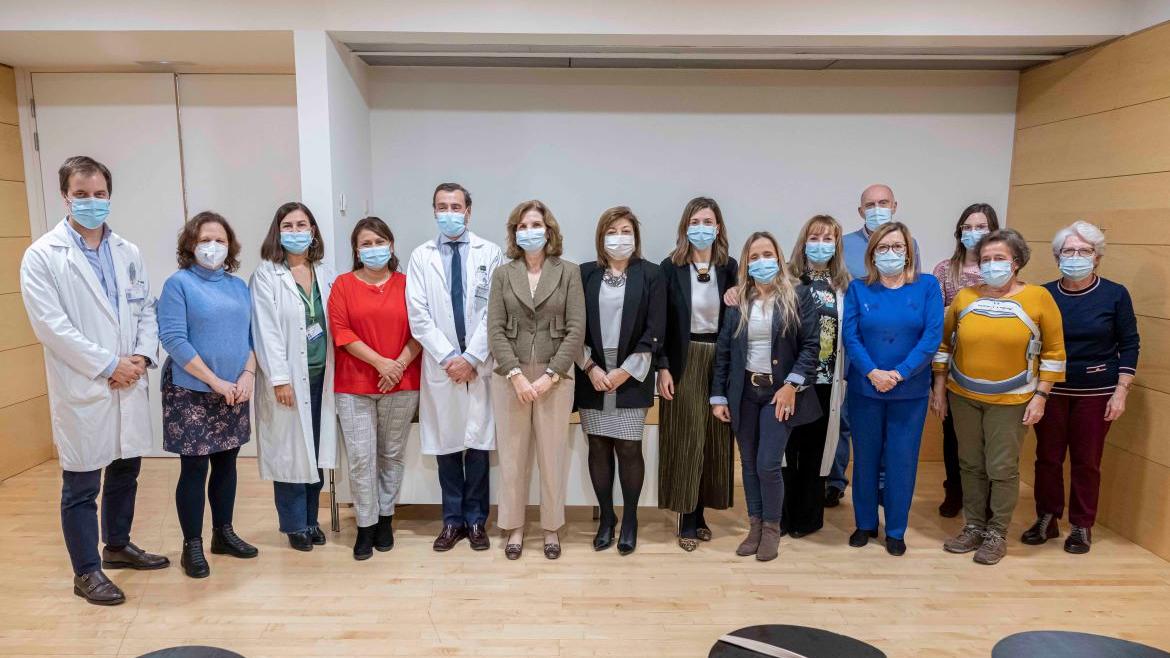 El Hospital Gregorio Marañón pone en marcha una escuela para familiares y cuidadores de personas con esclerosis múltiple