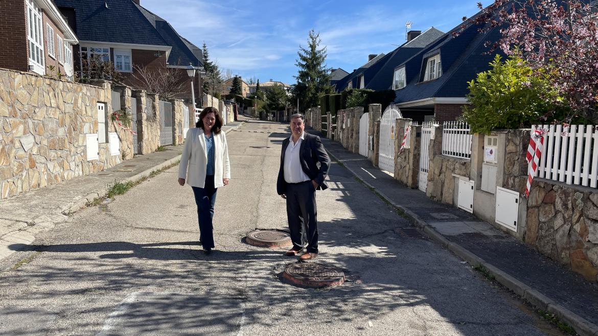 La Comunidad de Madrid anuncia la rehabilitación integral de la urbanización Fuentes de la Salinera en Collado Mediano