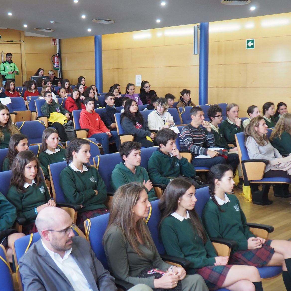 En el Pleno Juvenil los jóvenes han centrado propuestas en cuestiones medioambientales y de ocio