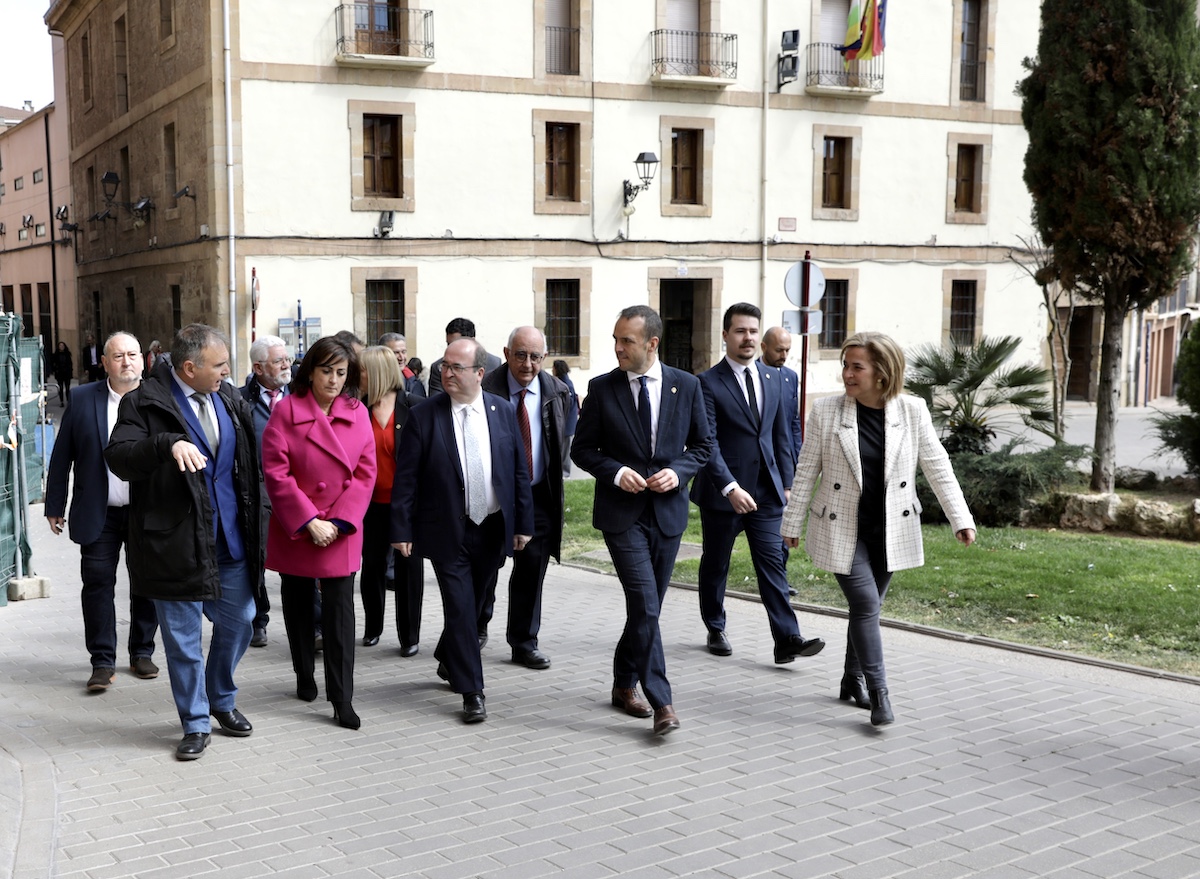 Santa María la Real se integra en el Valle de la Lengua