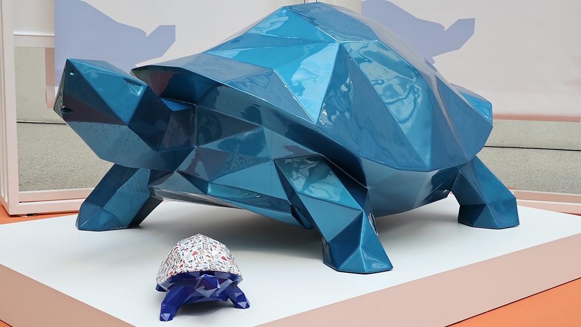 El Hospital 12 de Octubre inaugura la exposición 'Colores de Vida' del artista Felipao