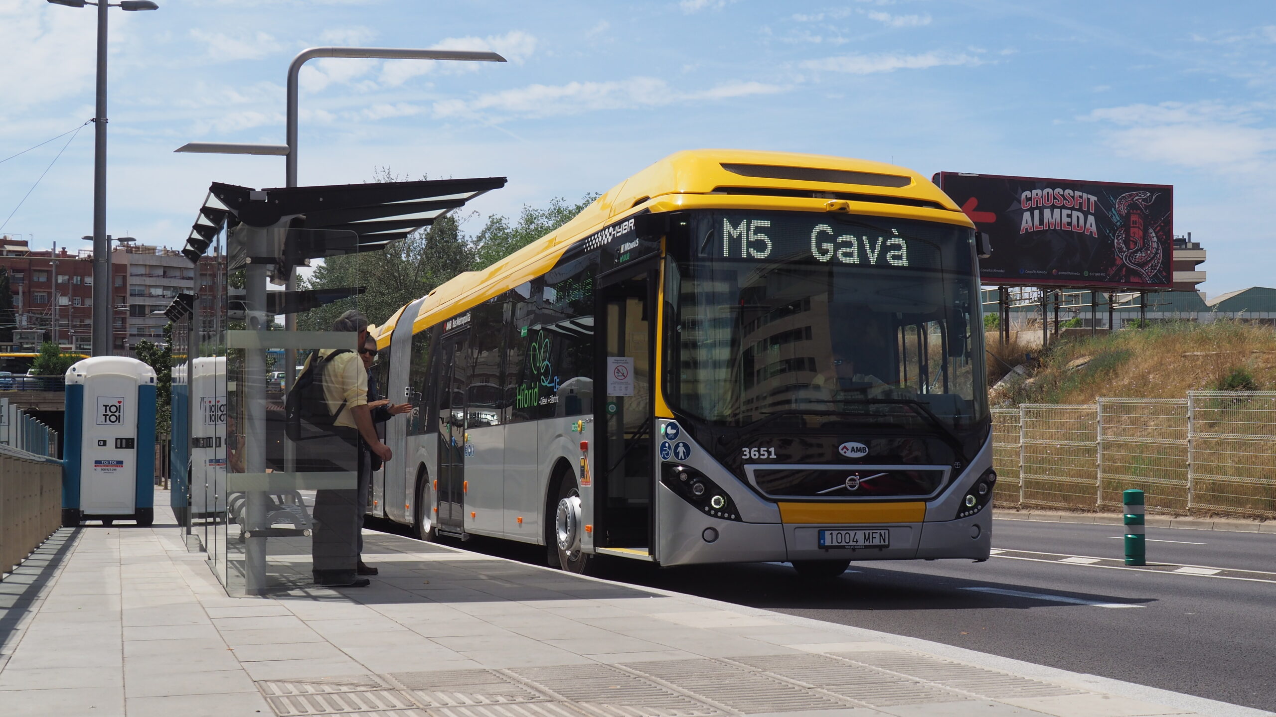Nueva línea METROBÚS M5 entre Cornellà y Castelldefels