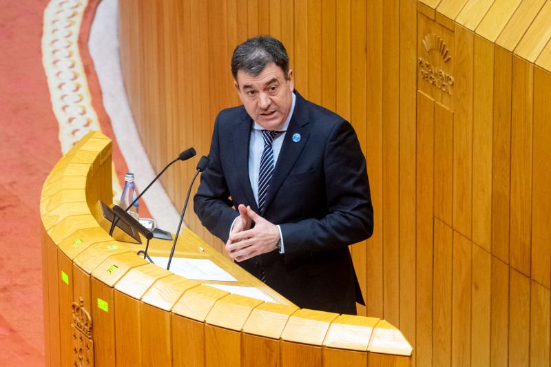Román Rodríguez avanza no Parlamento as tres primeiras ferramentas do Proxecto Nós xa dispoñibles para situar ao galego na vanguarda tecnolóxica