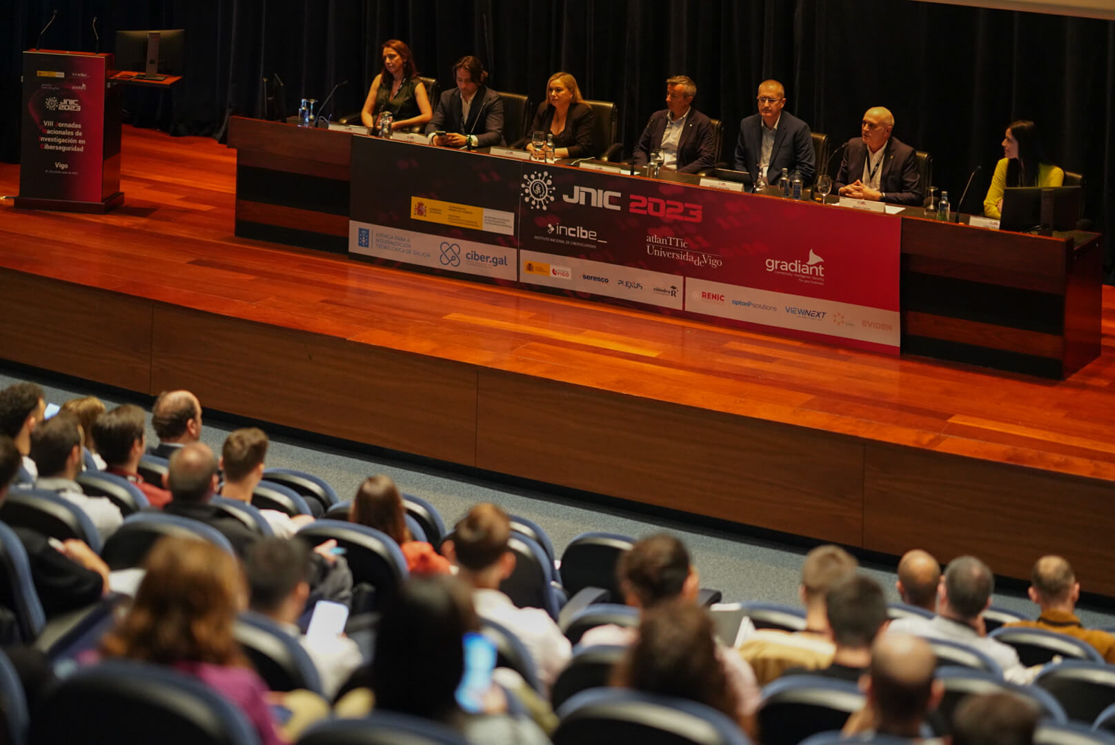 Duascentas persoas participan en Vigo no encontro nacional máis importante sobre investigación en ciberseguridade