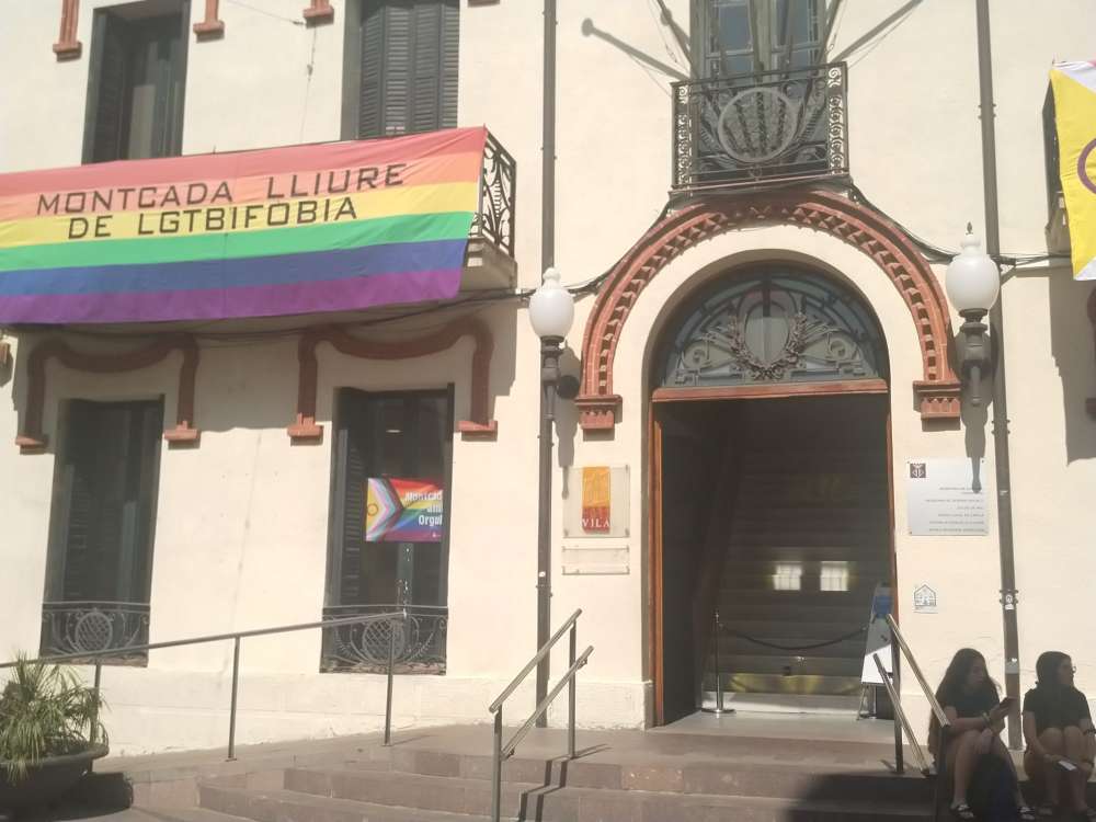 El món local reivindica el seu paper clau en la implementació de polítiques LGTBI amb motiu del Dia de l’Orgull