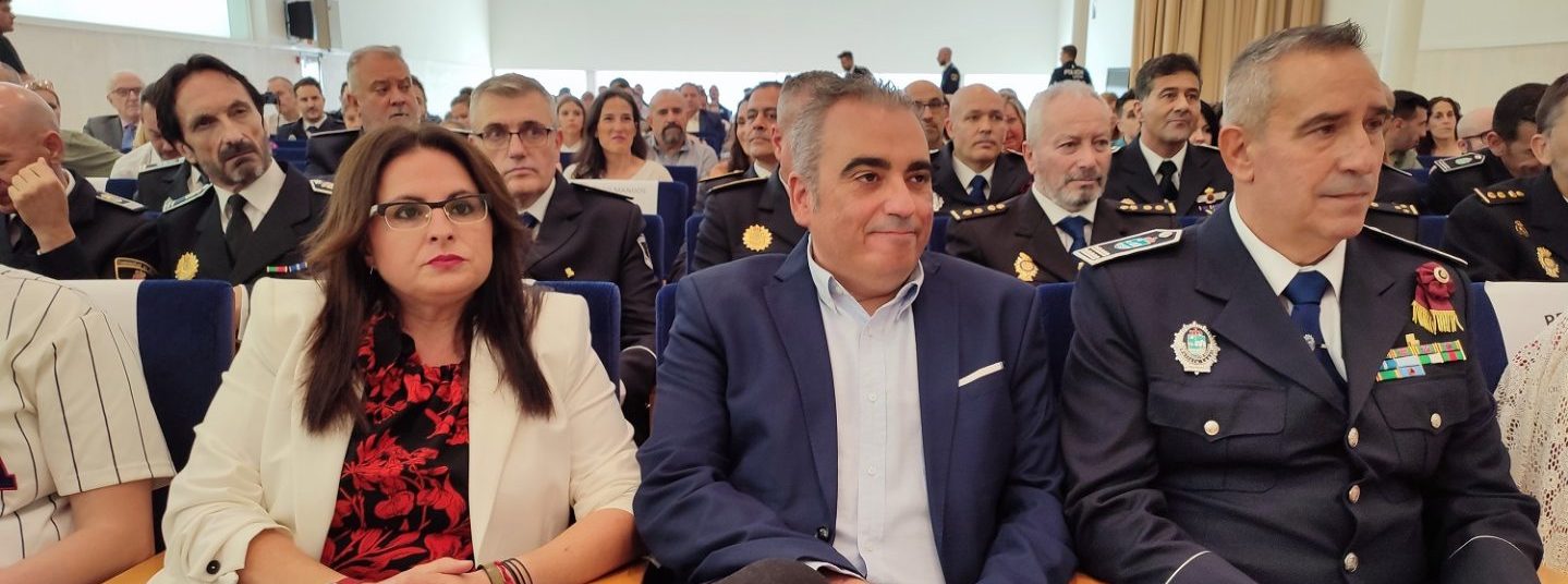 Entregados los reconocimientos y distinciones que otorga la Policía Local en el Día de San Juan, su patrón