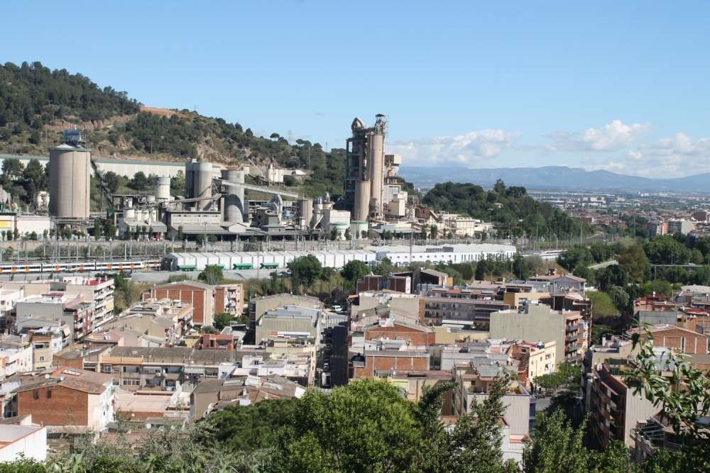L’Ajuntament mostra la seva satisfacció amb la denúncia de la Fiscalia a la Generalitat per tracte de favor a Lafarge