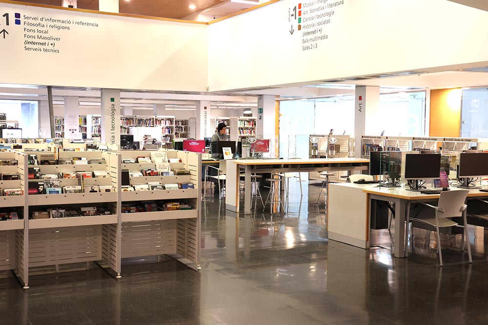La Biblioteca Elisenda posa en marxa l’autopréstec