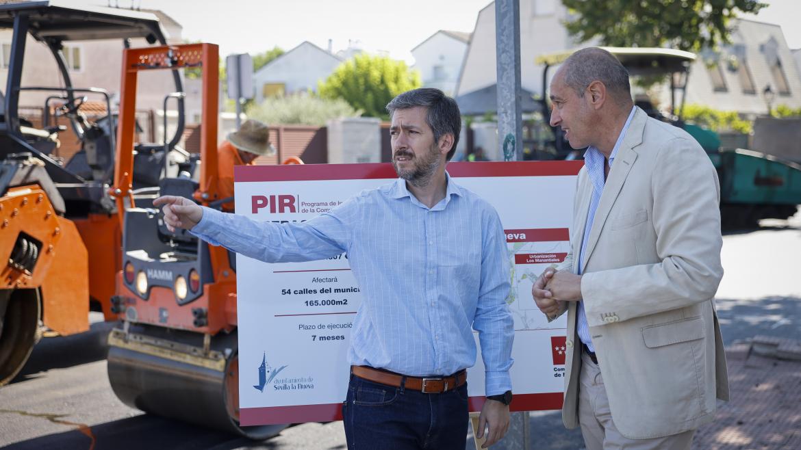 La Comunidad de Madrid inicia en Sevilla la Nueva su mayor operación asfalto con la mejora de 55 calles de la localidad