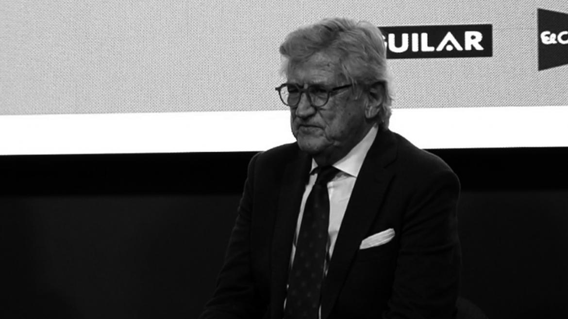 Díaz Ayuso ha lamentado el fallecimiento del periodista Pepe Domingo Castaño, y ha recordado su alegría y su vitalidad