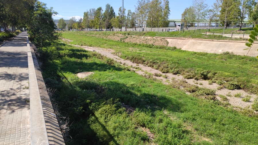 Jornada participativa per netejar la llera de la riera de Sant Cugat