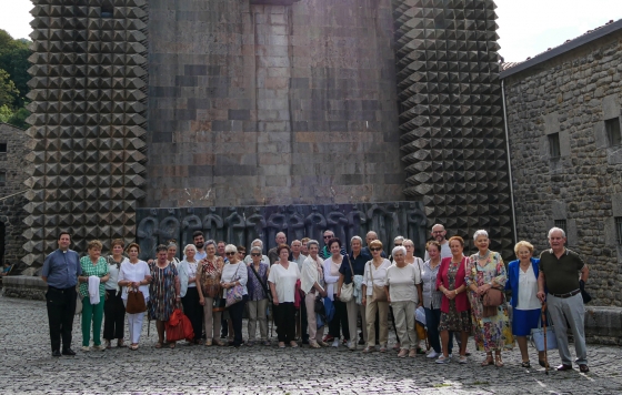 Romería a Arantzazu del pueblo de Legazpi