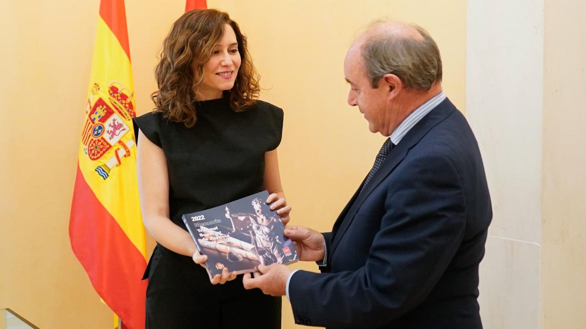Díaz Ayuso recibe la Memoria de actividades 2022 del Tribunal Superior de Justicia de Madrid