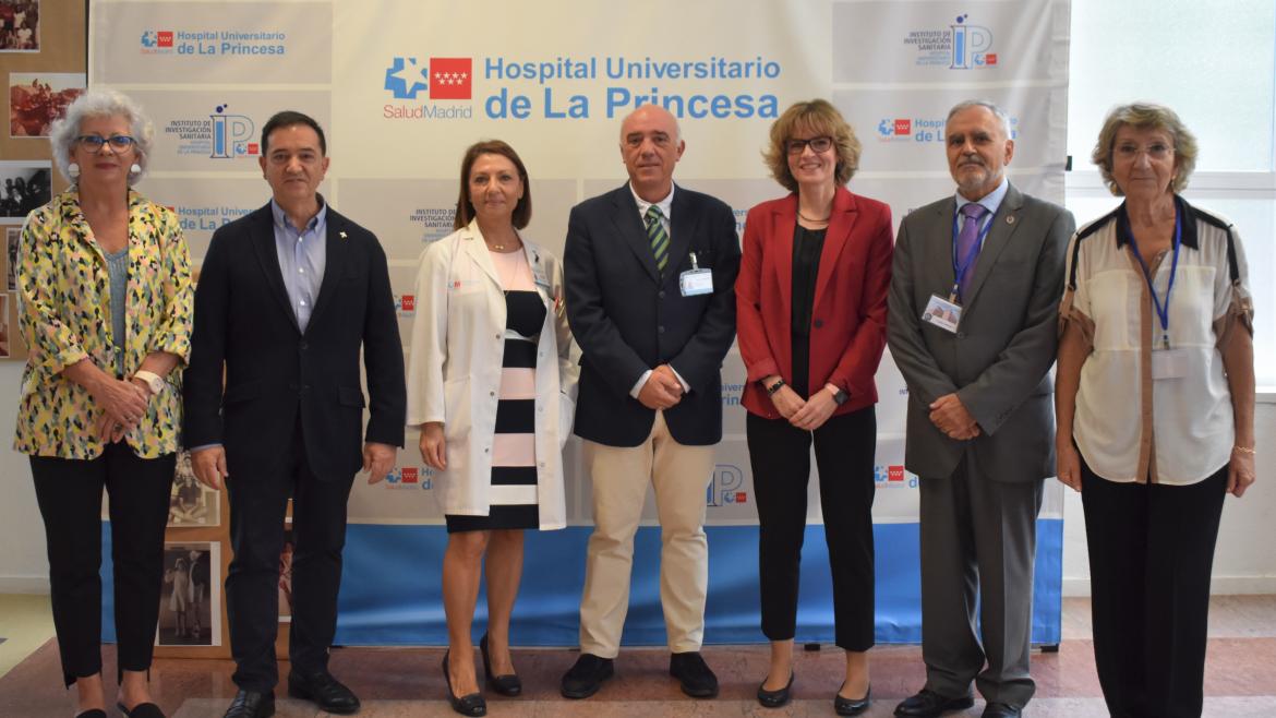 El Hospital de La Princesa conmemora el 50 aniversario de la primera promoción de enfermeras formadas en el centro