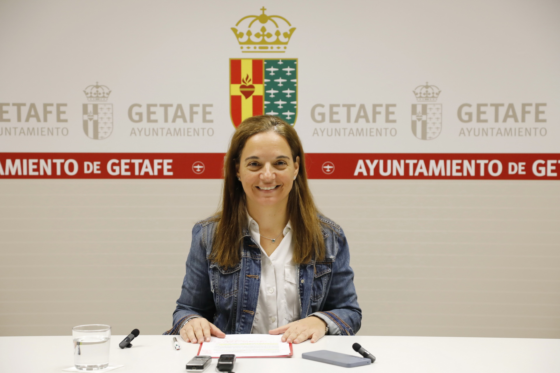 Cheques de 50 euros para que los jóvenes utilicen en el comercio local de Getafe