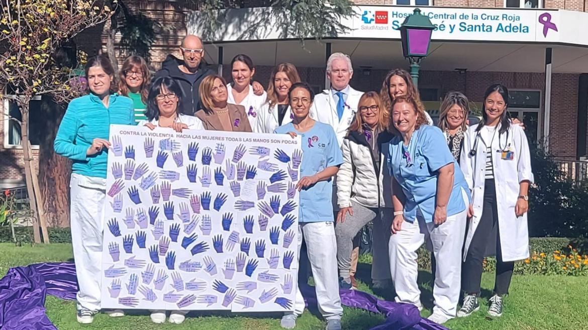 El Hospital Universitario Cruz Roja participa en el Día Internacional de la Eliminación de la Violencia contra la Mujer
