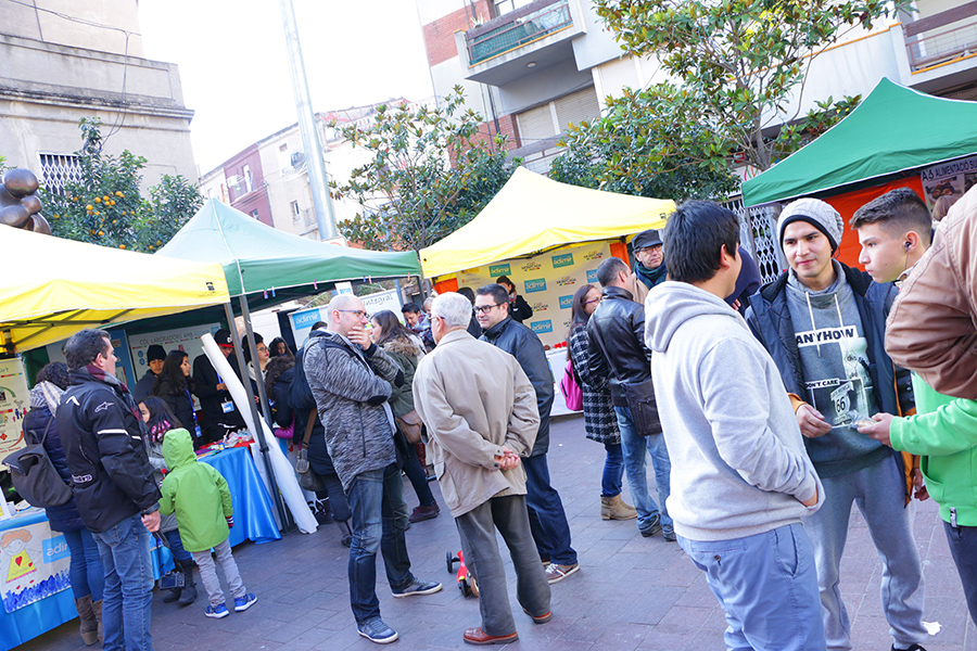 Fira per mostrar el teixit d’entitats i voluntariat del municipi i commemorar el Dia de la Diversitat Funcional