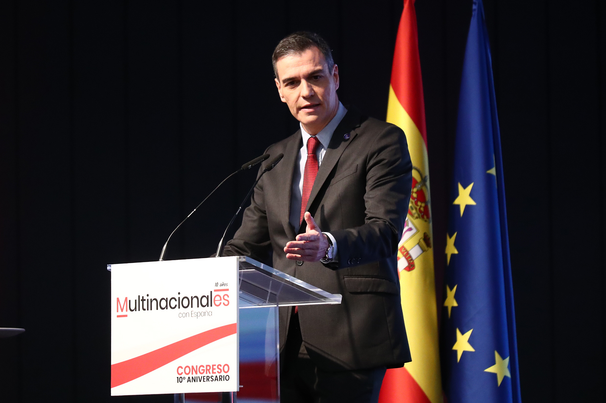 "Hemos demostrado que los intereses de la ciudadanía y de las empresas pueden alinearse; hoy nuestra economía está a la cabeza de Europa" [Presidente/Actividad]