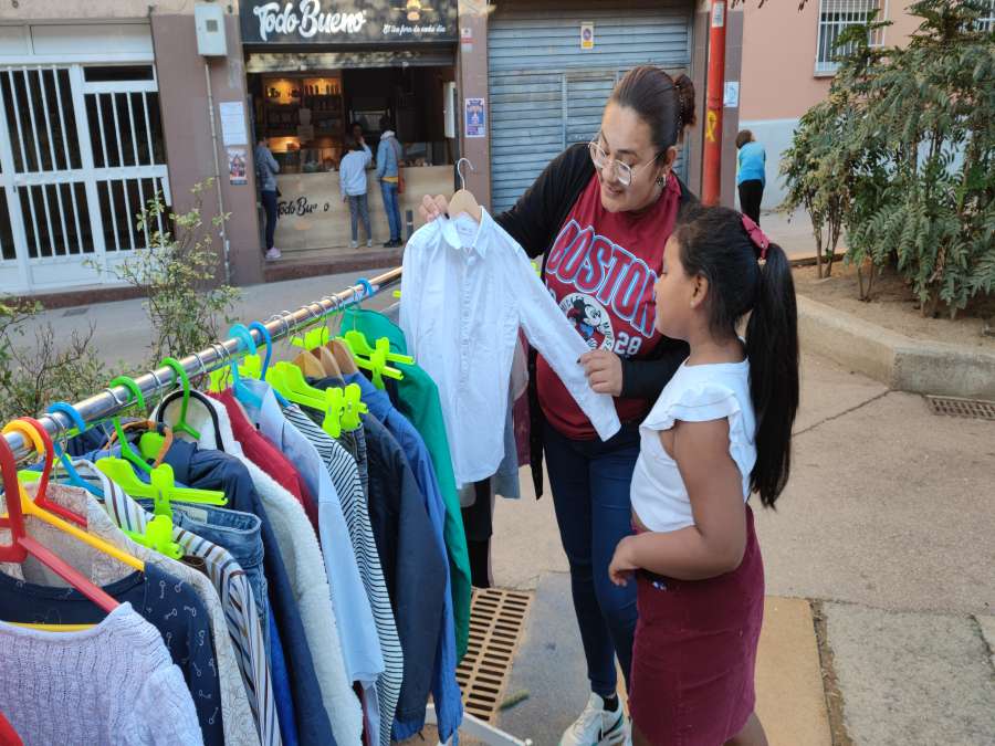 La campanya ‘Passa-la’ recull 150 quilos de roba i registra 61 intercanvis