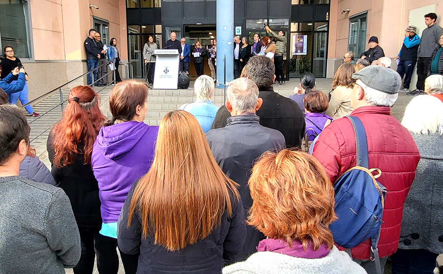 L’acte institucional del 25N exigeix un compromís social per erradicar totes les violències masclistes