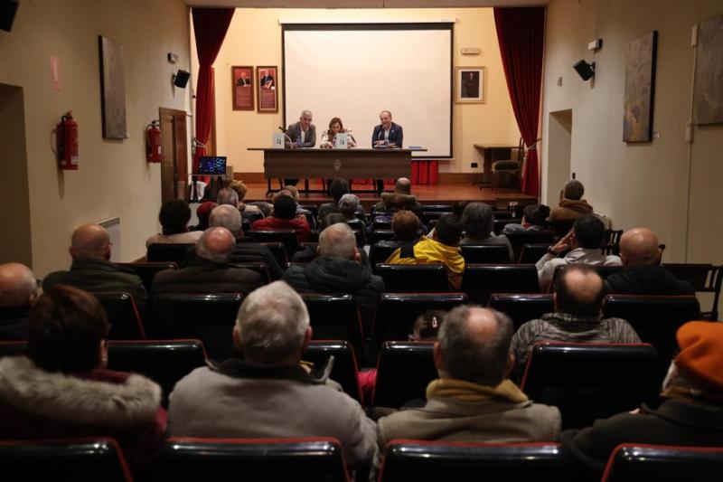 A Xunta pon o broche de ouro ao ano dedicado a Fernández del Riego coa presentación do XLVI Caderno Ramón Piñeiro