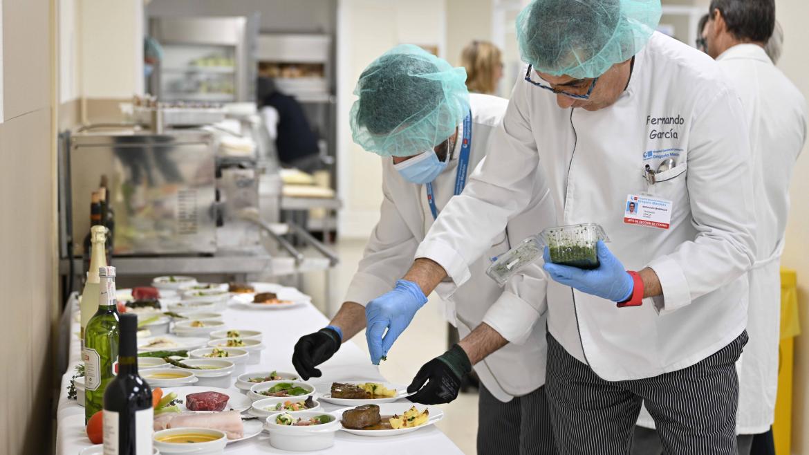 El Hospital Gregorio Marañón ofrece menús especiales a sus pacientes durante las fechas navideñas