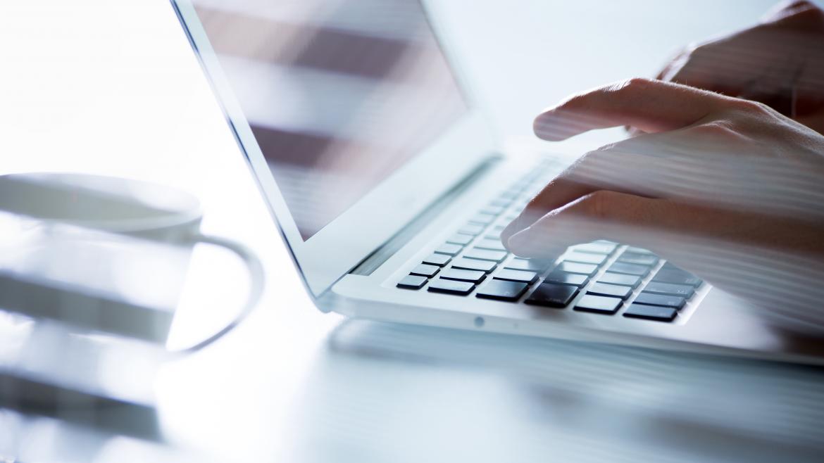 La Comunidad de Madrid aumenta un 60% el número de trámites administrativos digitales en los últimos tres años
