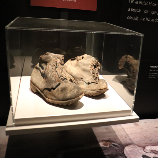 Una exposició ret homenatge a les persones que tenen familiars no localitzats