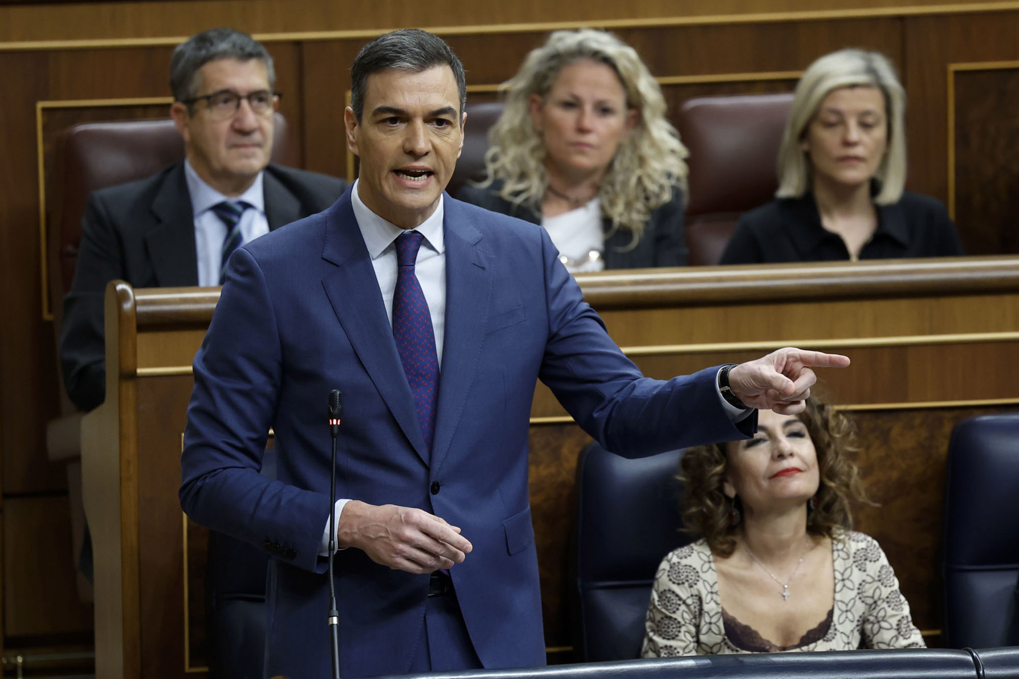 "El Gobierno de España está colaborando con la Justicia y rindiendo cuentas ante las Cortes" [Presidente/Actividad]