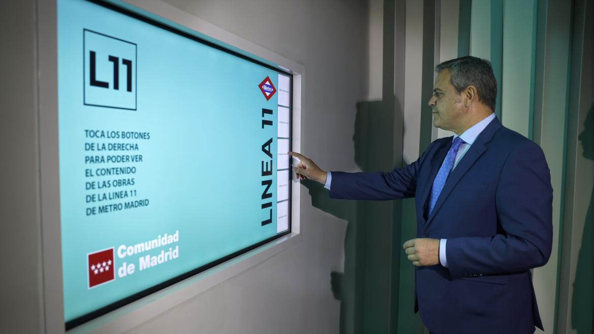 La Comunidad de Madrid crea un espacio informativo en la estación de Metro de Atocha sobre las obras de ampliación de la línea 11