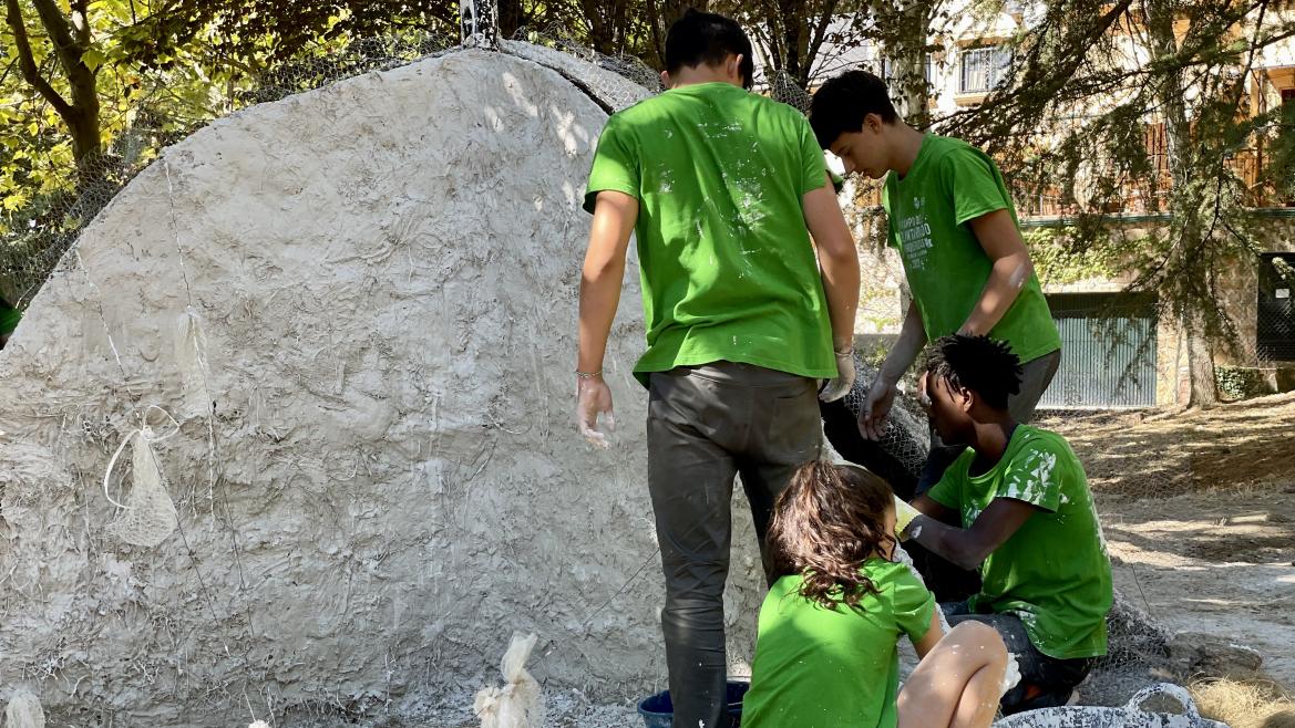 La Comunidad de Madrid ofrece este verano Campos de Voluntariado para jóvenes en 21 países