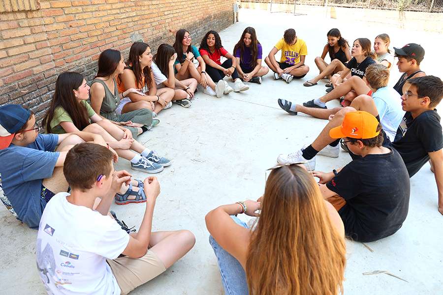 Reunió informativa per parlar sobre els casals d’estiu municipals 2024