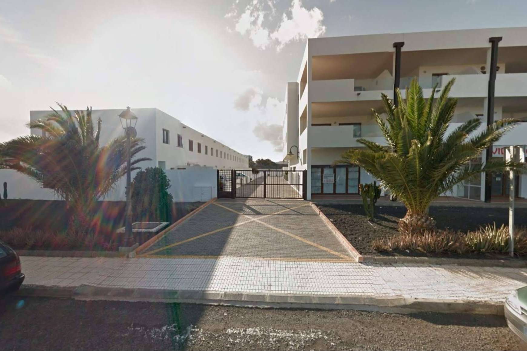 Disponible un aparcamiento subterráneo en Costa Teguise valorado en más de un millón y medio de euros