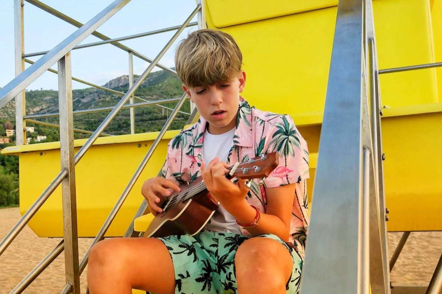 'THIS SUMMER', el nuevo temazo de Lil Jan, no es solo una canción, es una filosofía de vida